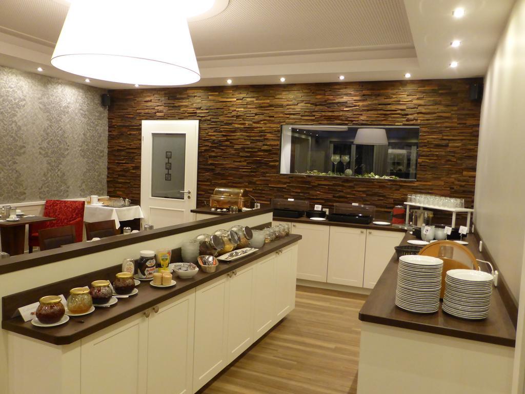 Hotel Pfeffermuehle Borchen Dış mekan fotoğraf