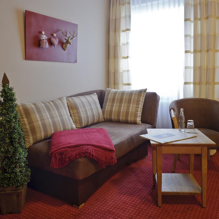 Hotel Pfeffermuehle Borchen Dış mekan fotoğraf